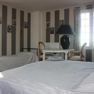 Couette-café Presbytère De Jonquiere